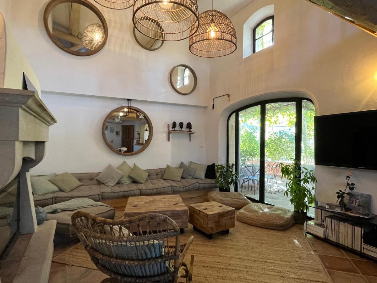 Hestia Acomodação com café da manhã Robion en Luberon Exterior foto